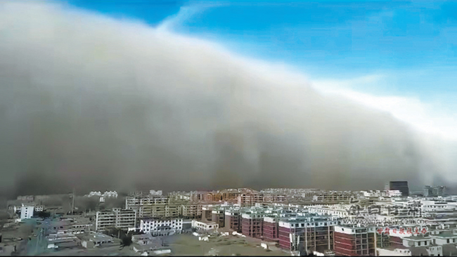 雪后张掖丹霞别样的美,张掖丹霞之美