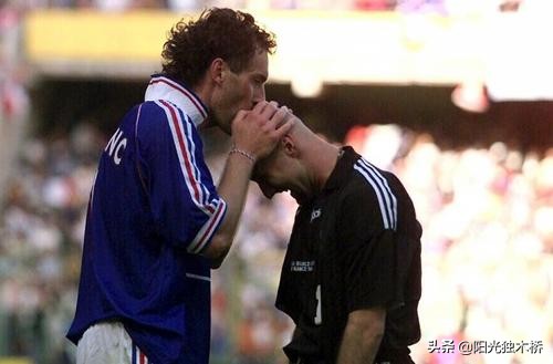 足球儿童运动员发型男孩,中国足球运动员的发型