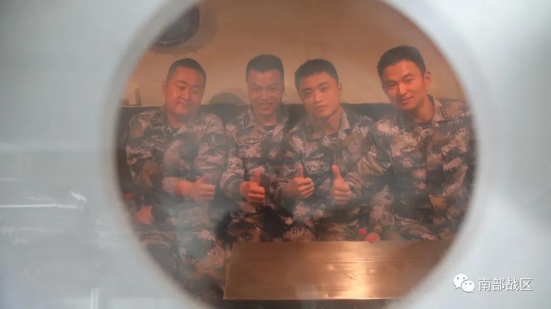 大深度饱和潜水,大深度减压潜水