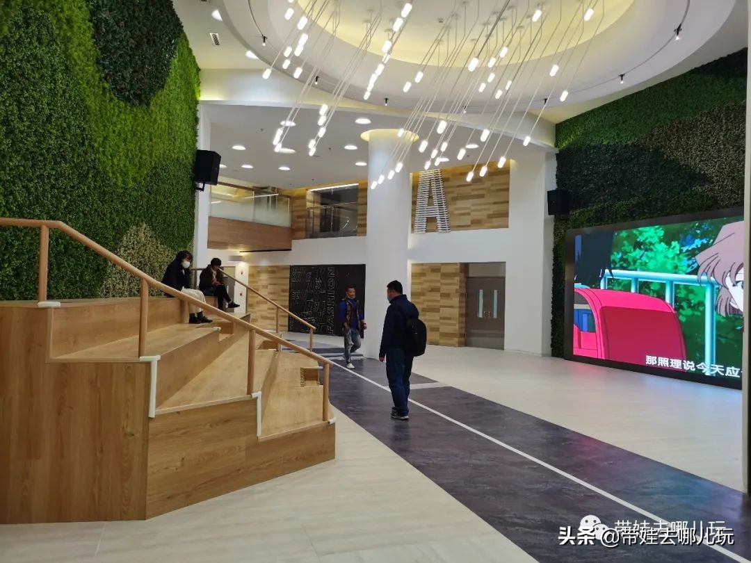 室外遛娃推荐淘气堡,遛娃室内儿童游乐项目