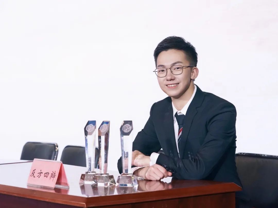 武汉大学第十四届杰出青年,武汉大学十大风云人物