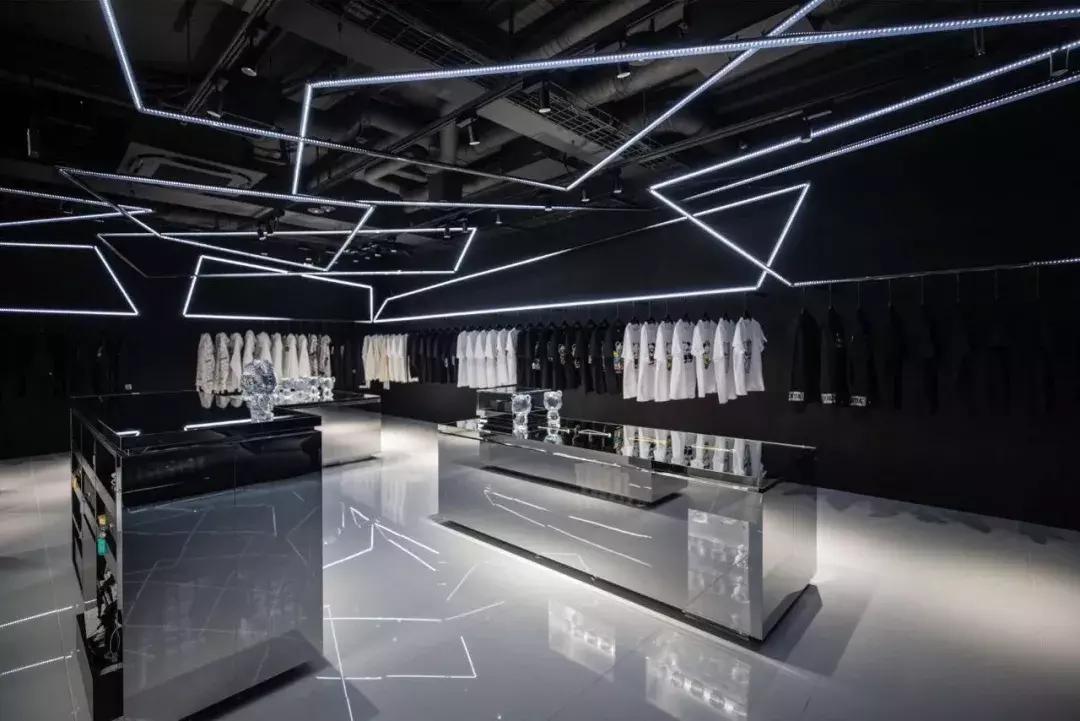 国潮品牌店面,国潮hiphop潮服