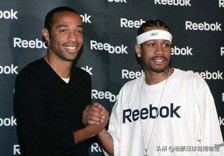 枪王加盟巴萨如愿获得欧冠，生涯唯一污点用手将法国队拍进世界杯