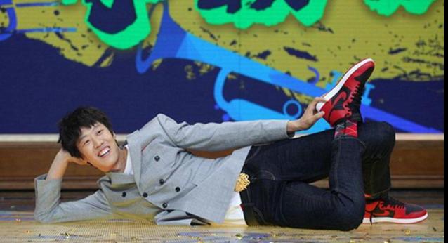 从跳高冠军到网红,张国伟已忘记2米39的一生追求了吗?拼命想红的他撂了国家队的挑子,但他的选择值得尊重