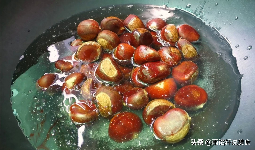 想吃糖炒板栗在家就能轻松搞定,在家做糖炒栗子的做法大全