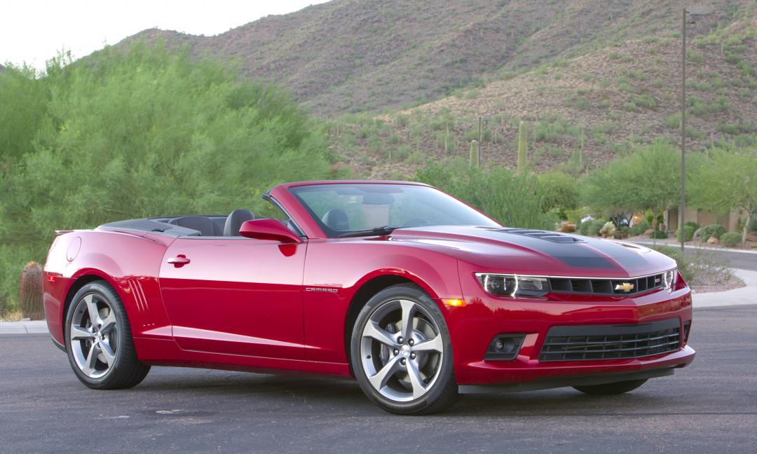 雪佛兰科迈罗第一代到第六代,雪佛兰科迈罗爆改蓝色版