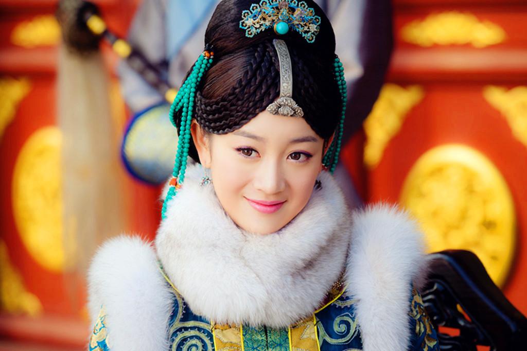 董鄂妃和海兰珠哪个厉害,历史海兰珠和皇太极