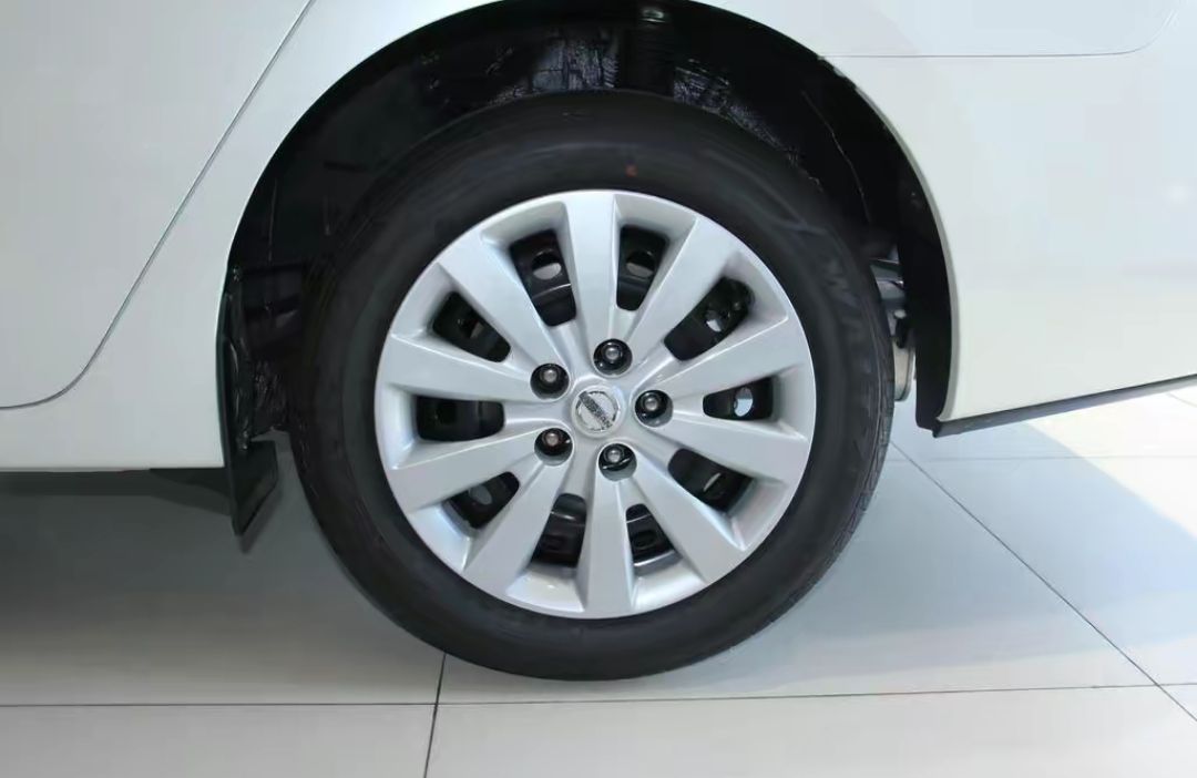 轩逸经典1.6xe舒适版是哪年,轩逸经典1.6xe舒适版是几代