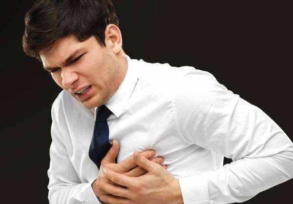 左腮帮子疼警惕四种原因,腮帮子有一处疼