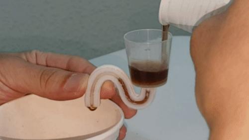 马桶堵塞虹吸原理,抽水马桶的虹吸原理