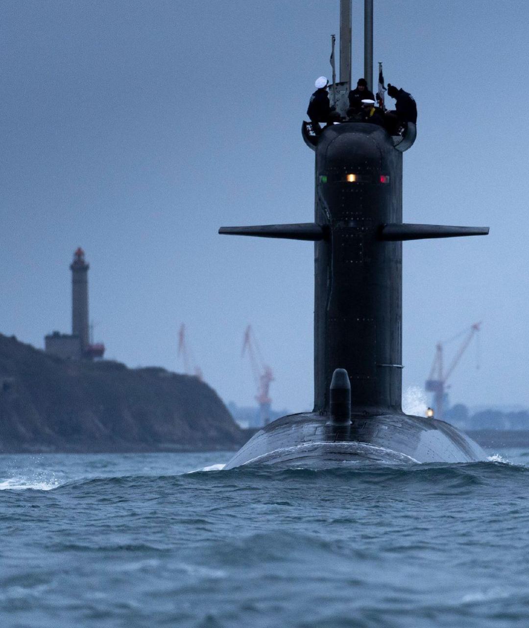 环境差工资待遇低,潜艇兵的真实待遇