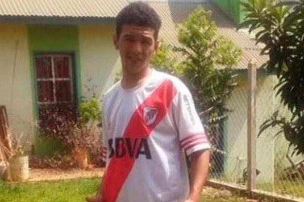 河床球迷被刺死,博卡河床德比惨案