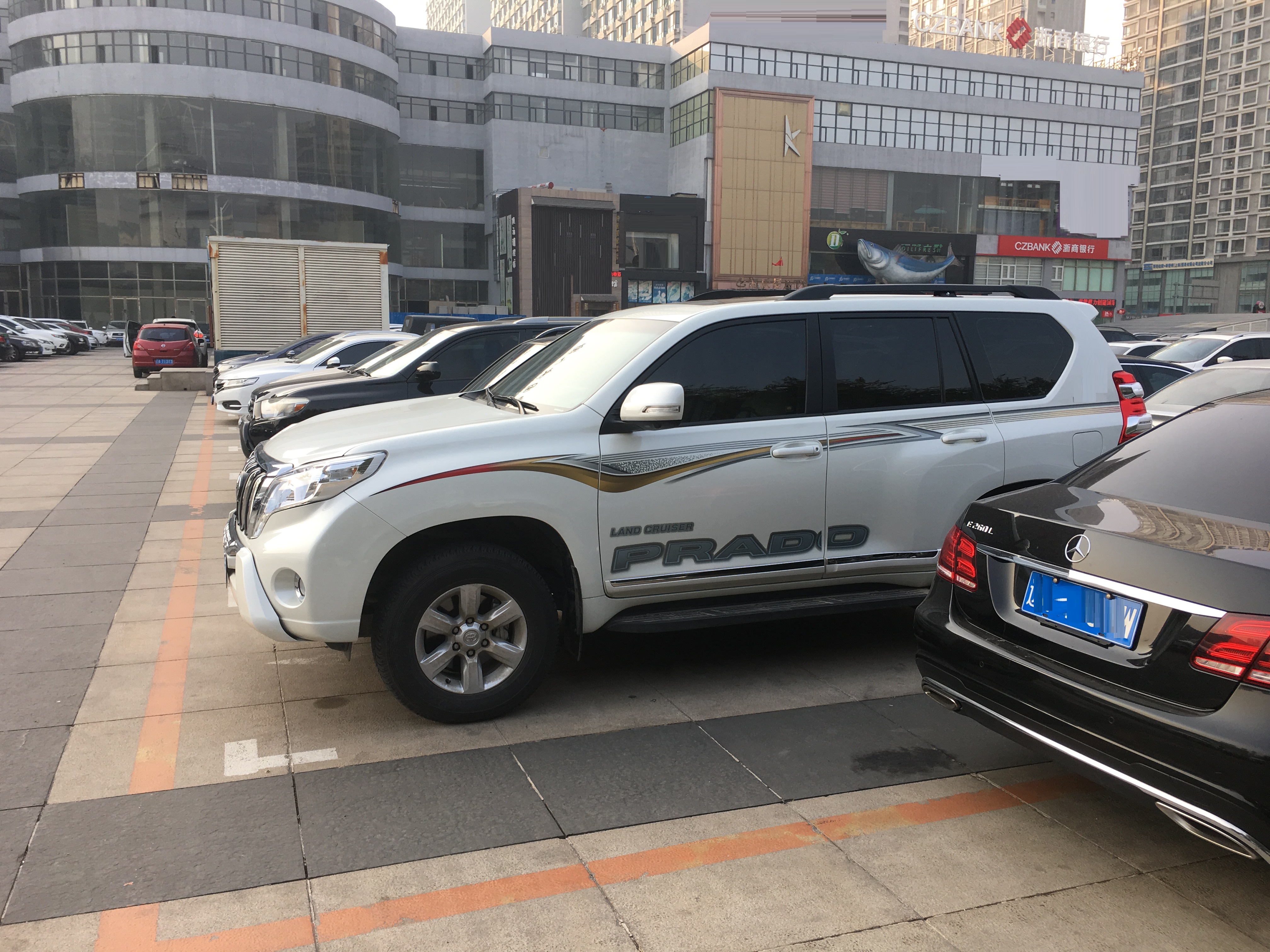 丰田普拉多家用好不好,二手丰田普拉多到底值不值得买