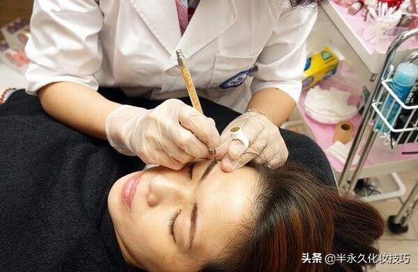 现在最流行的丝眉操作过程,丝影飘眉是什么意思