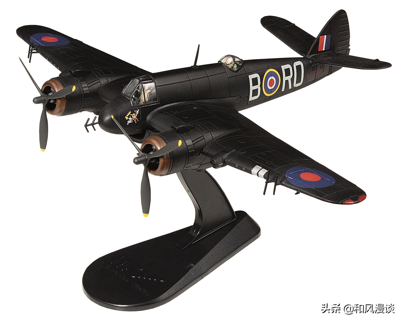 低语死神夜空杀手,不算英俊的传奇多用途战斗机——英俊战士