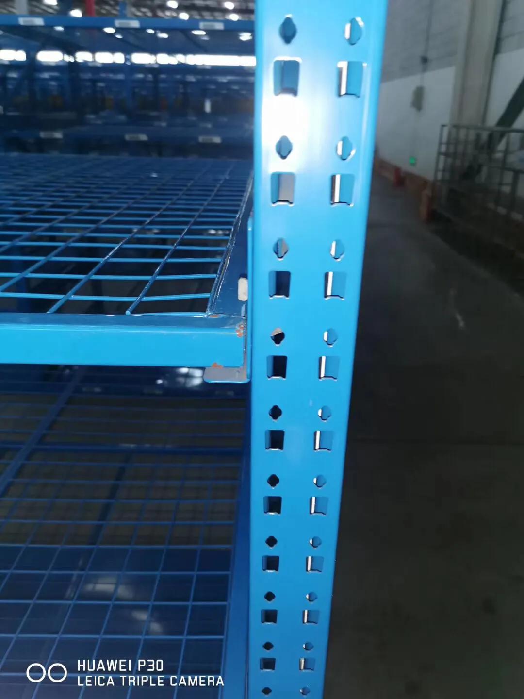 二手9.9新货架，低价出售！有兴趣的亲联系我13480396064微信同号