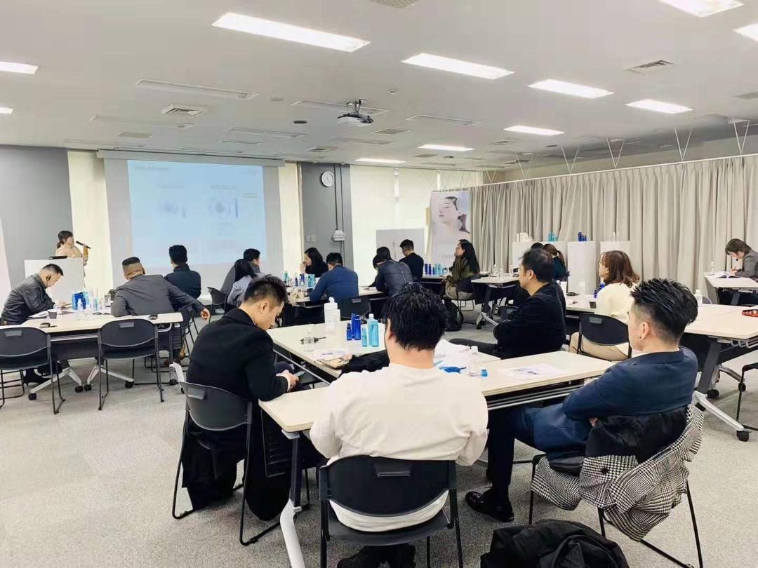 C2CC实地走访：国内实体店获客难，为何日本百货却爆满？