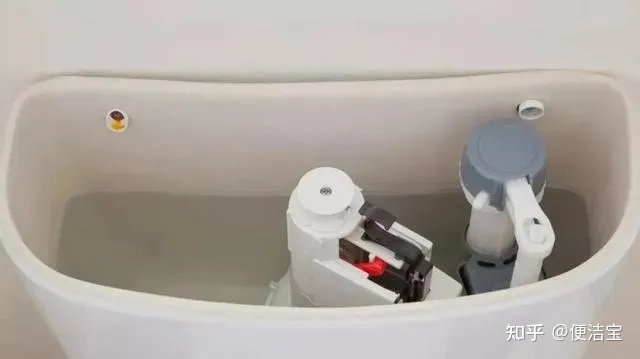 水压特别小是不是有东西堵住了,水压低水太热了怎么解决