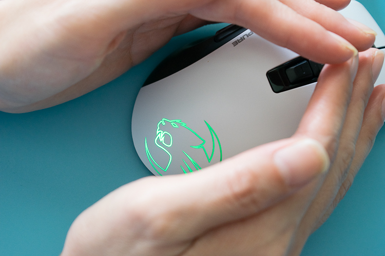 冰豹鼠标老是按到dpi,游戏电竞鼠标推荐酷炫rgb冰蓝