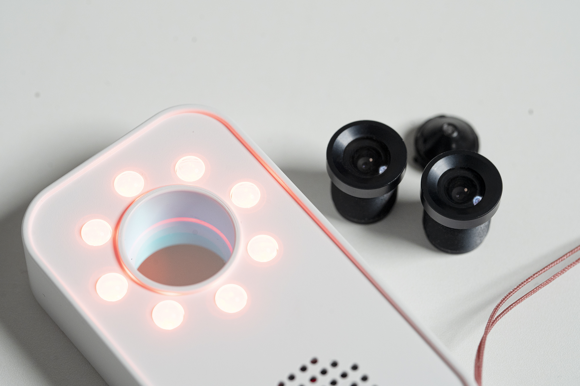 小米手机防针孔探测器,小米防偷摄探测器真的有用吗