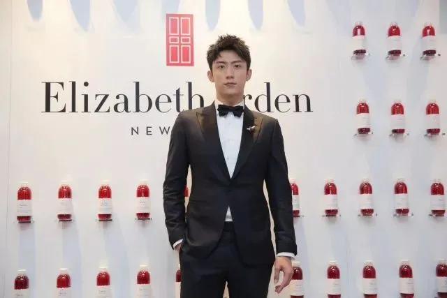 伊丽莎白雅顿身体乳绿茶500ml,伊丽莎白雅顿绿茶身体乳和润体霜