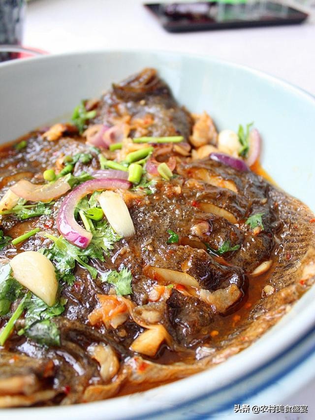 怎样蒸出来的多宝鱼肉质鲜嫩入味,教你几种多宝鱼的家庭做法