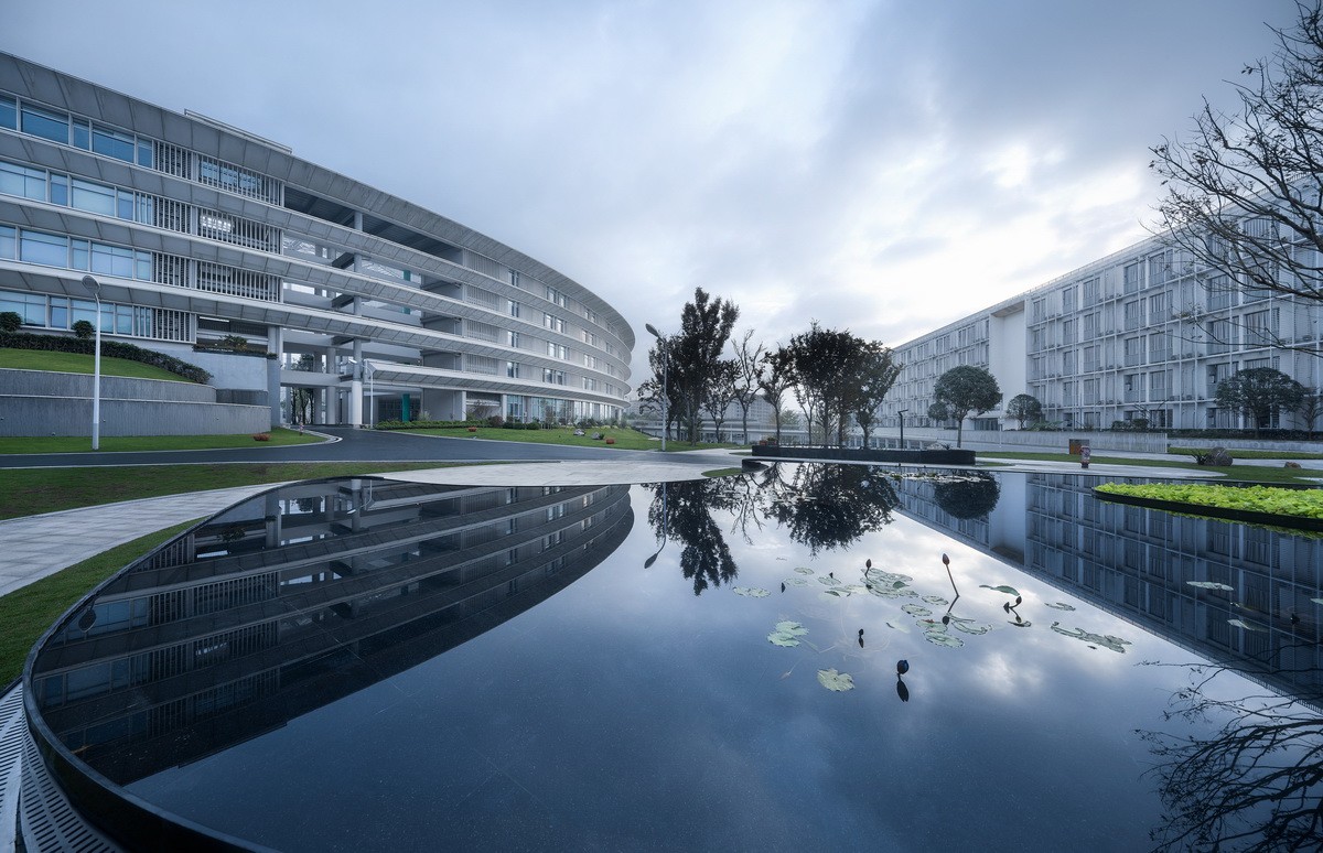 重庆南开两江中学录取分数线,重庆两江南开中学平面示意图