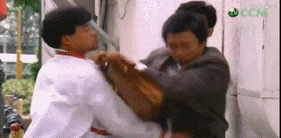 向佐唱歌名场面,向佐人生低谷完整视频