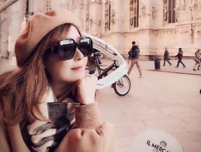 周星驰签约10年却只拍了两部戏,和周星驰合作过的31位明星现状