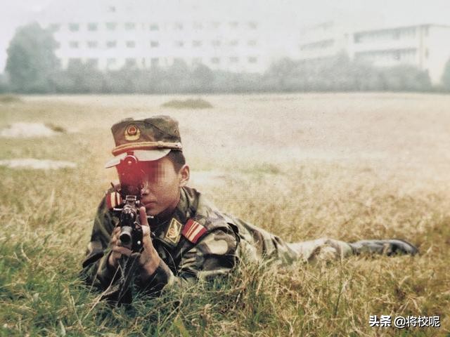 81式自动步枪有瞄准镜吗,81式步枪夜间瞄准图