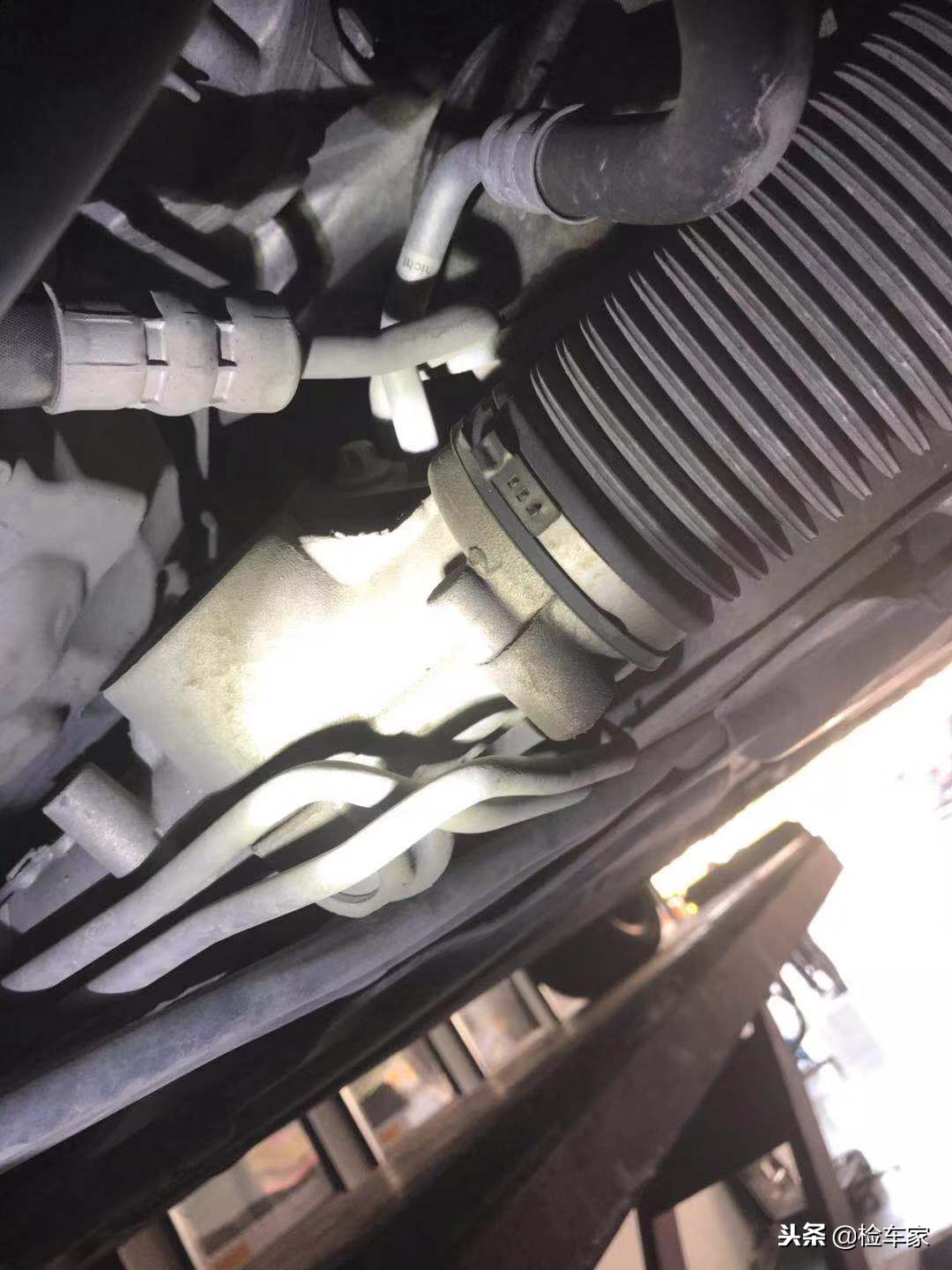 不到10万块钱的奔驰slk,2012年的奔驰slk200值多少钱