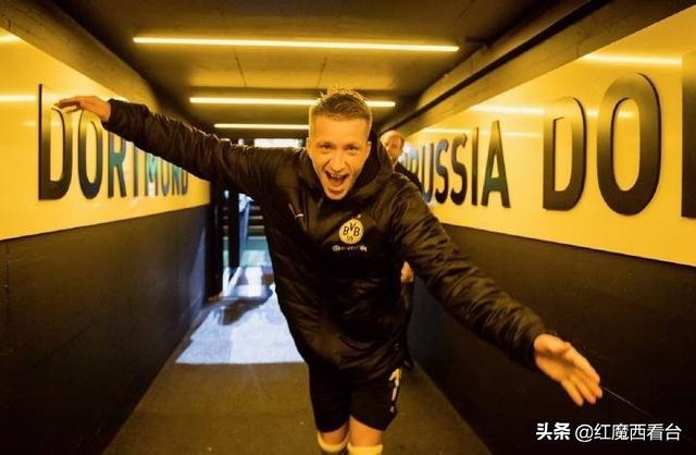 马尔科罗伊斯又白又粉,马尔科罗伊斯捧杯