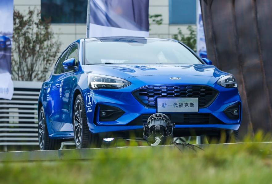 福克斯怎么听电台,买二代福克斯10大忠告