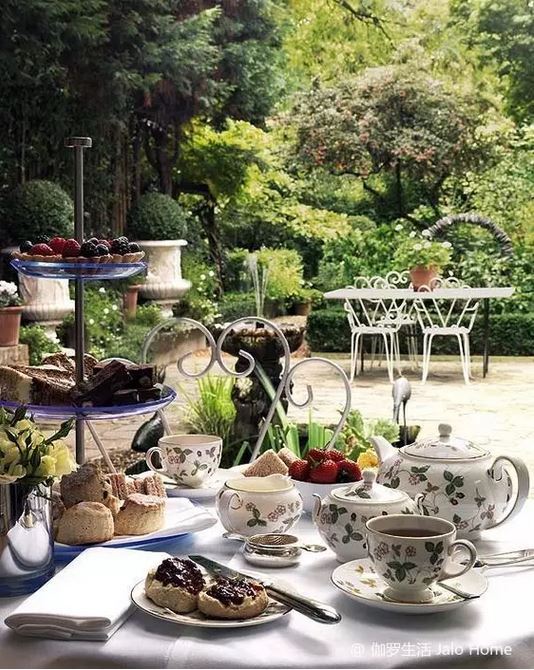 三个著名的欧洲瓷器品牌 (那些堪称艺术品的外国瓷器品牌)