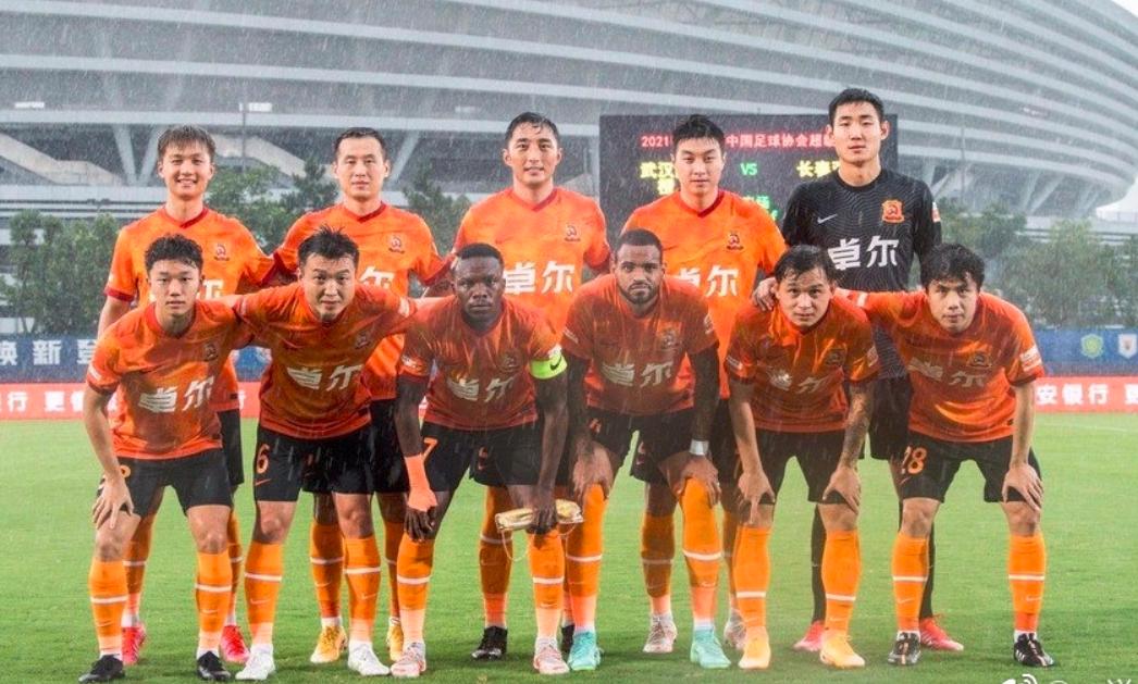 蒿俊闵抢断奥斯卡,蒿俊闵助攻戈德斯