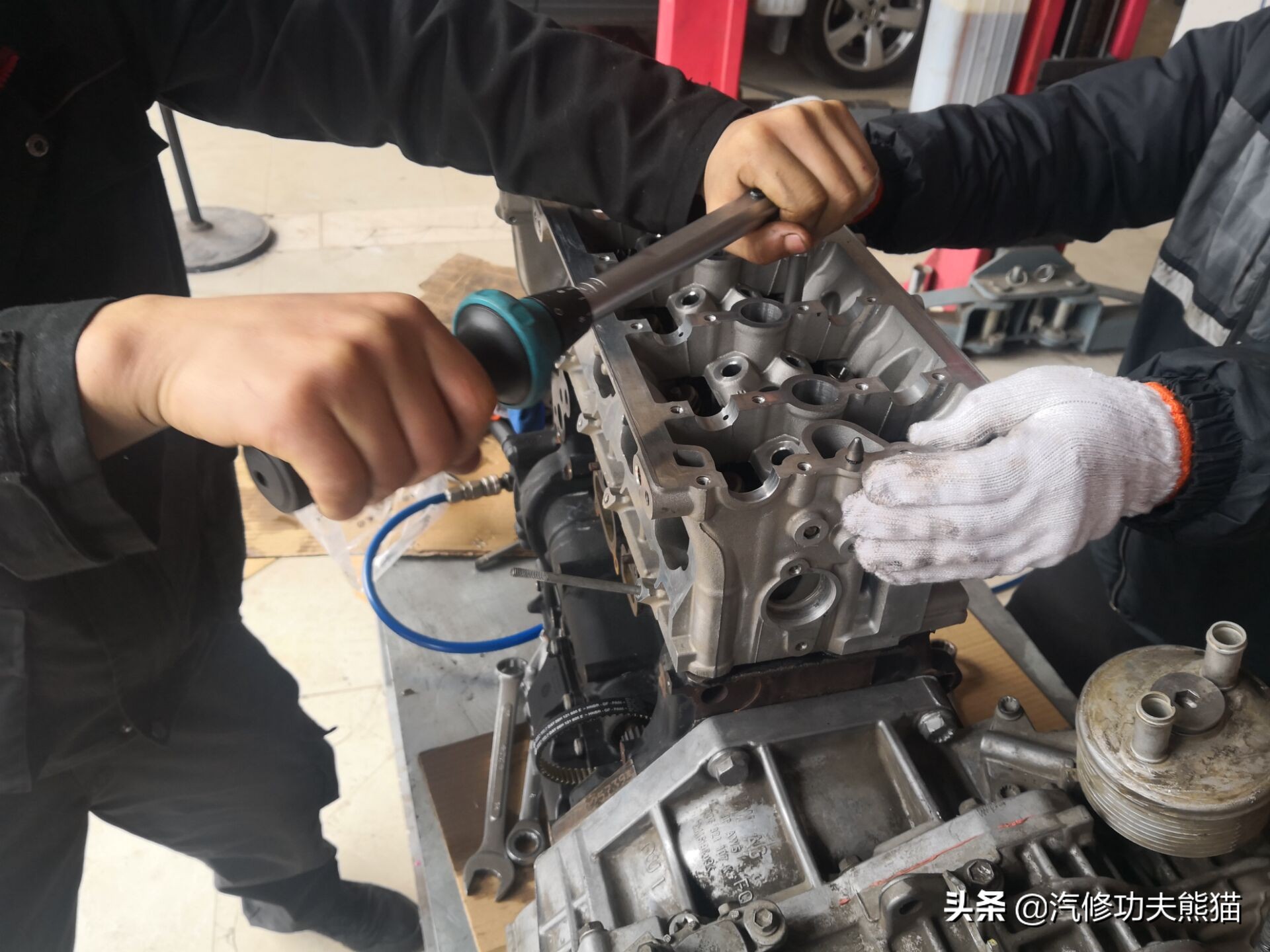 10年斯柯达明锐2.0的烧机油不,12年斯柯达明锐rs烧机油严重吗