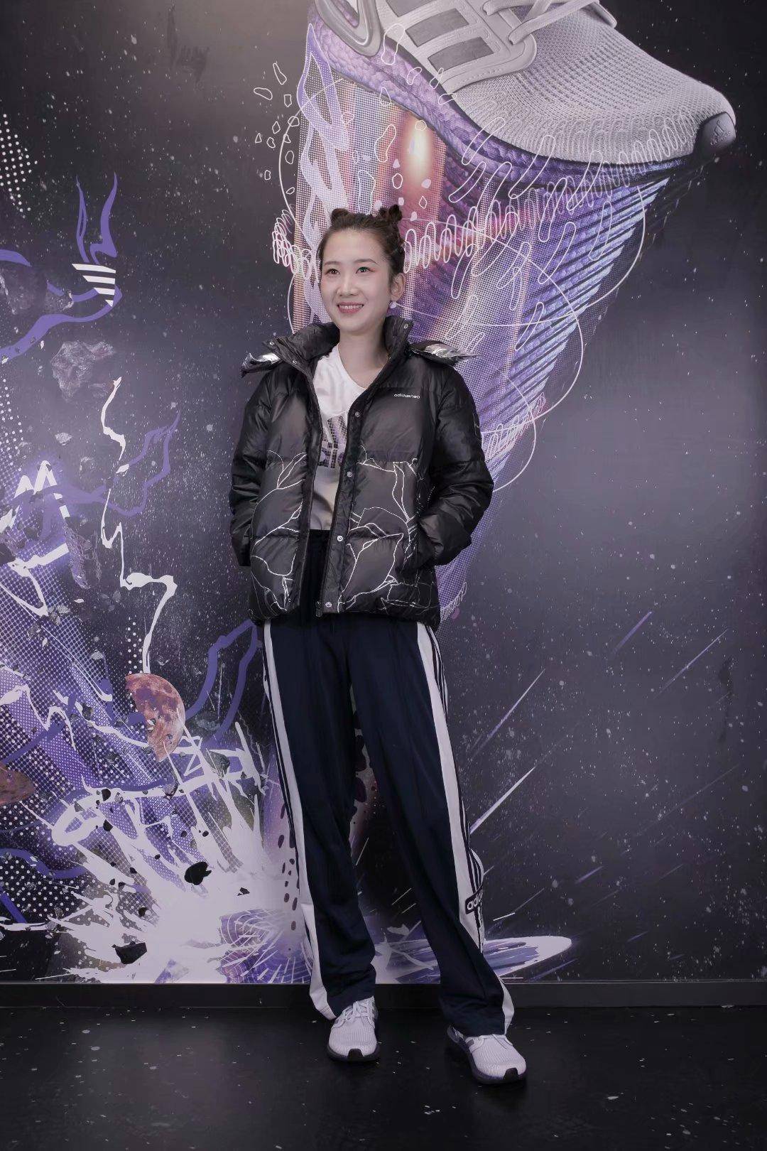 adidas羽绒服长款能水洗吗,adidas羽绒服会冷吗