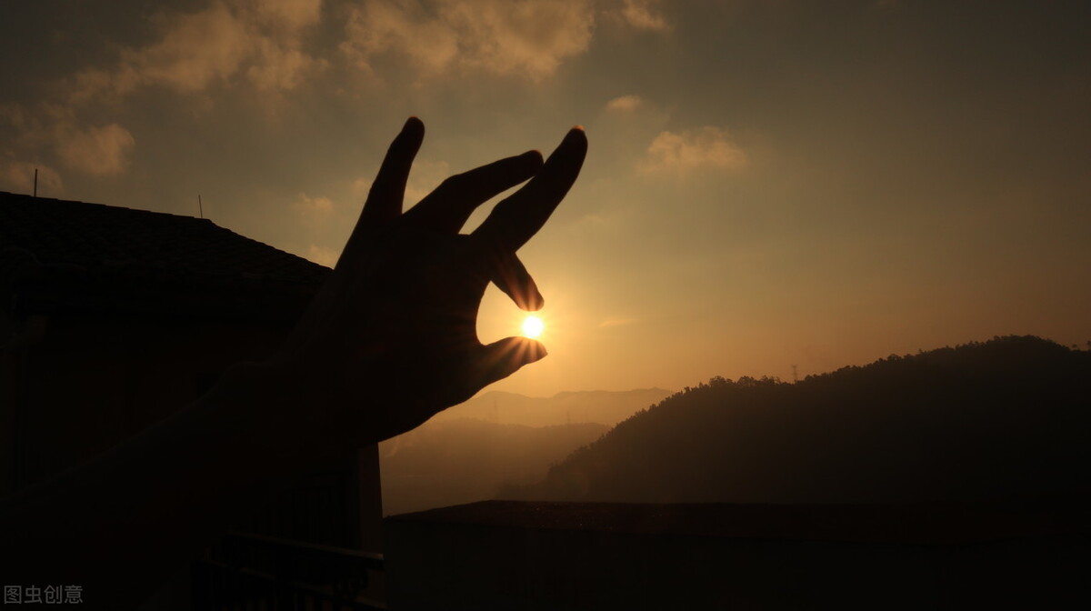 把足球教练当作教父，或者老师的职业就是中国男足失败的根源