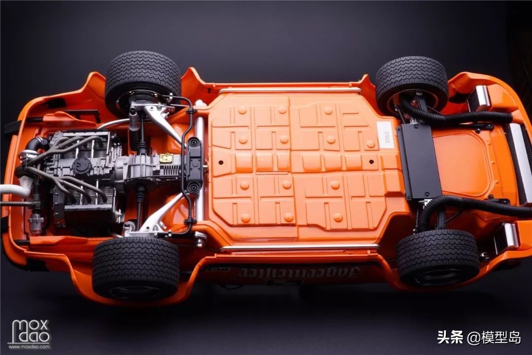 保时捷rsr汽车模型,开箱1:36保时捷taycan模型