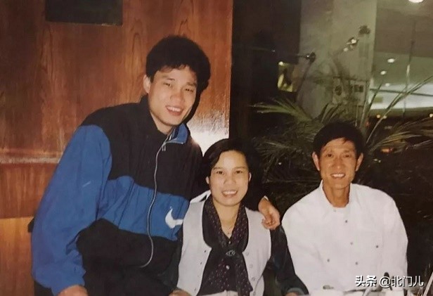 上海足坛最新消息,哀悼足球逝者