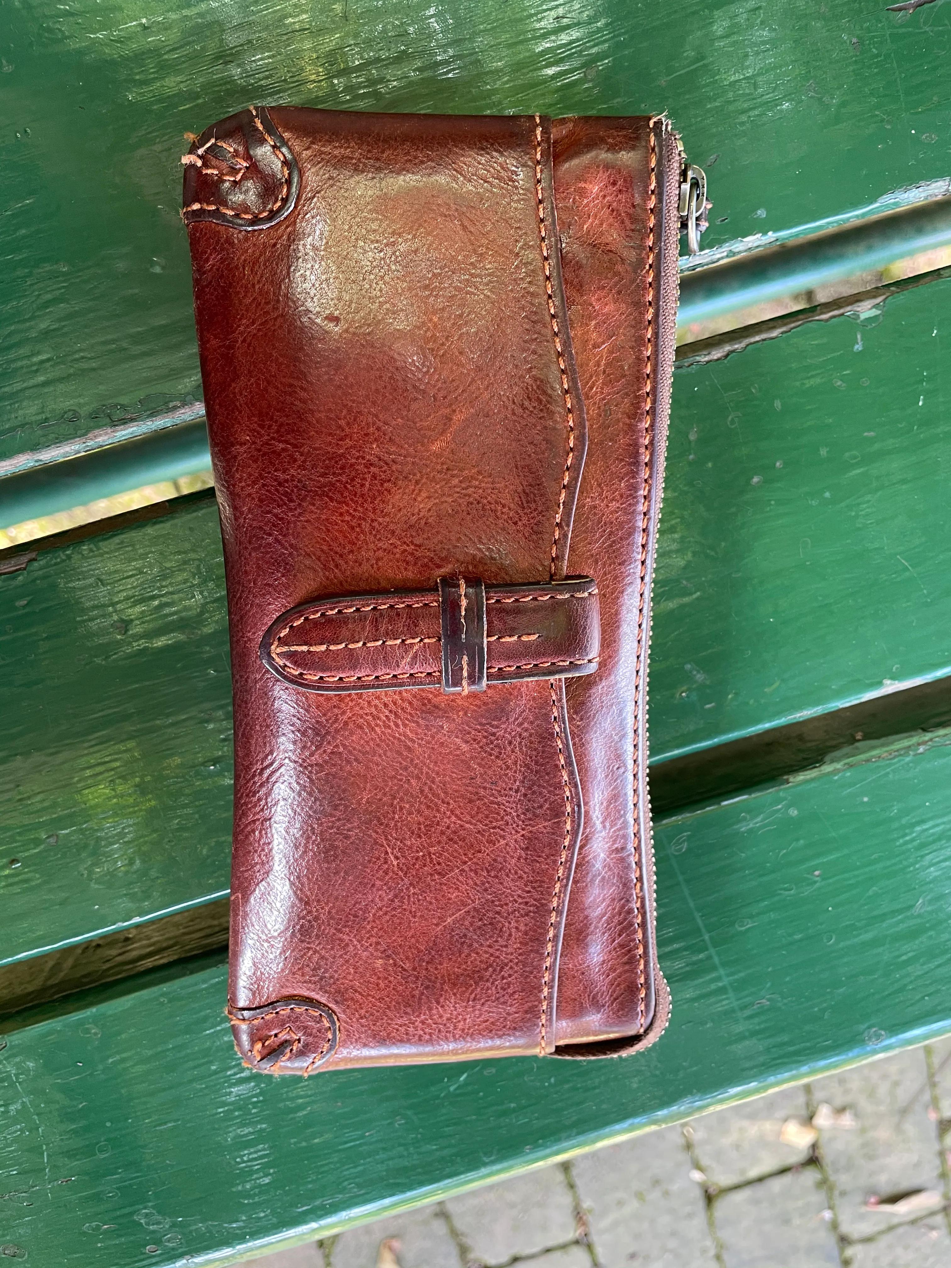 用了十多年的旧钱包,手工牛皮钱包耐用吗