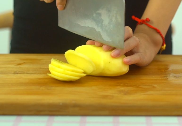 麻辣香锅调料配方自制,正宗麻辣香锅调料的做法