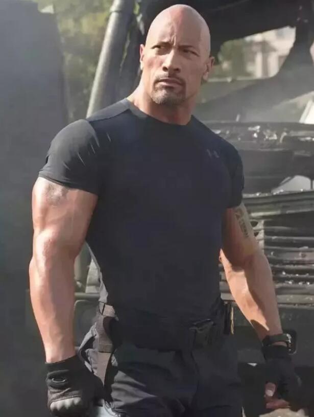 能掩盖发际线的发型,掩盖秃顶的发型男