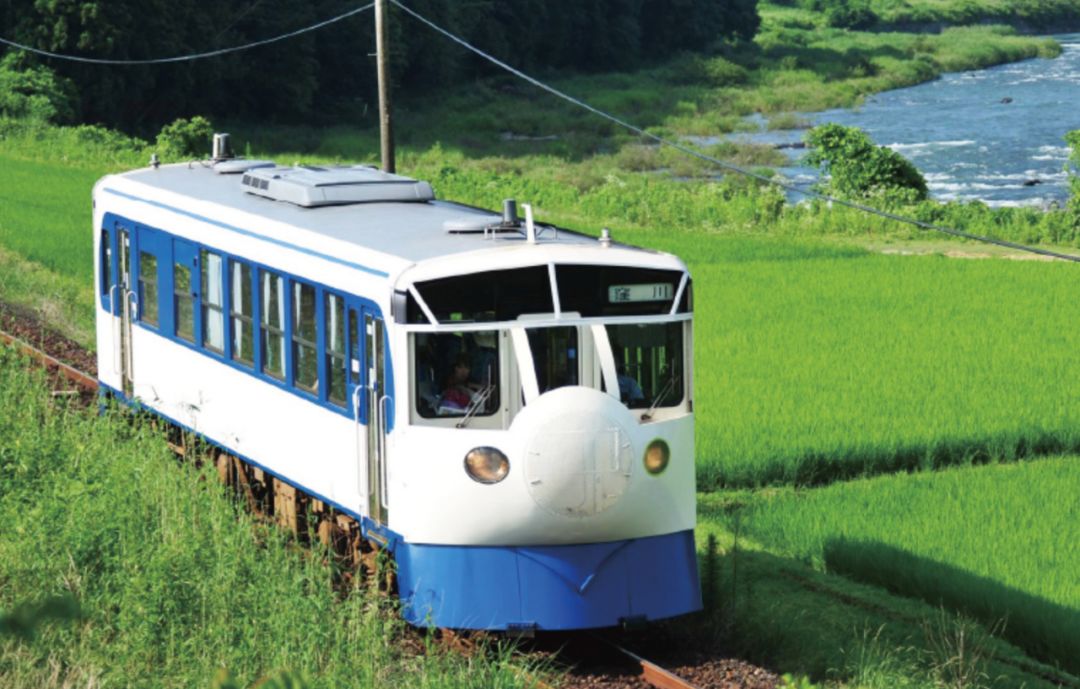 在日本坐火车是什么感觉,在日本坐火车是什么体验