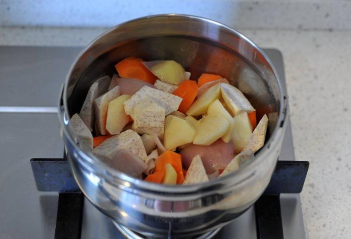 马上快要过年了大家准备好了吗,马上过年啦家里都开始备年货