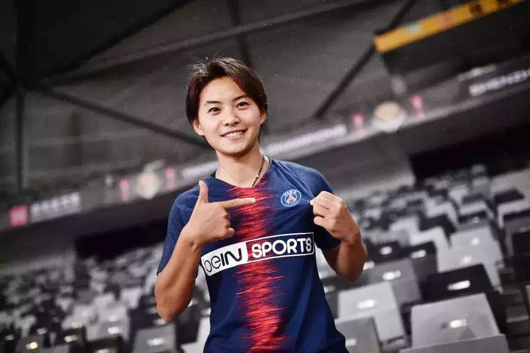 中国女足获得亚洲足球小姐,世界足球小姐和亚洲足球小姐