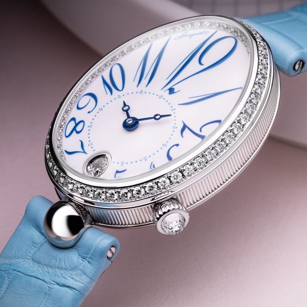 买手表的时候老婆不高兴,老婆给我买表可我高兴不起来