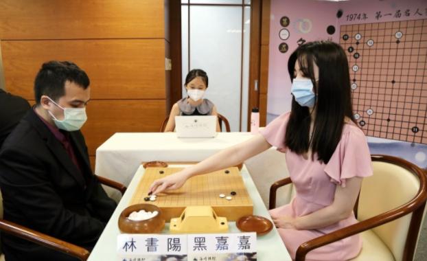 许皓鋐功成宝岛棋坛四冠王二十六天十八战堪称年度劳模