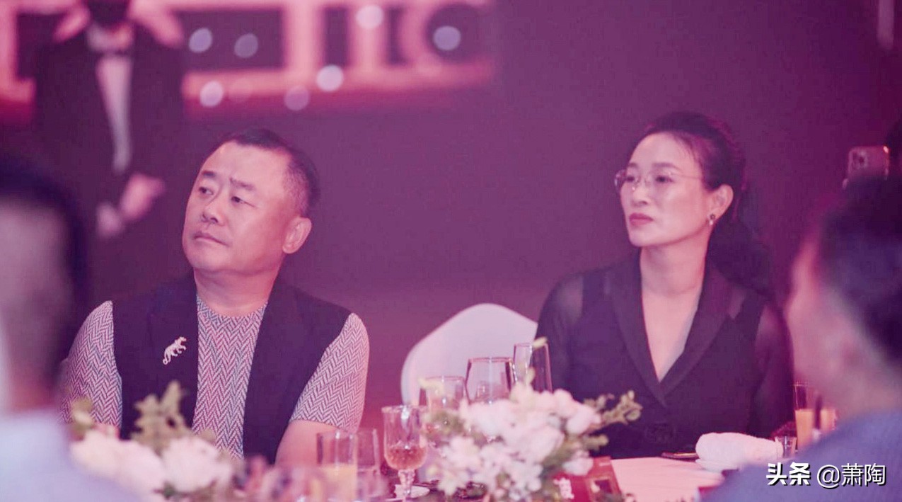 鄢军周立波,周立波鄢军图文