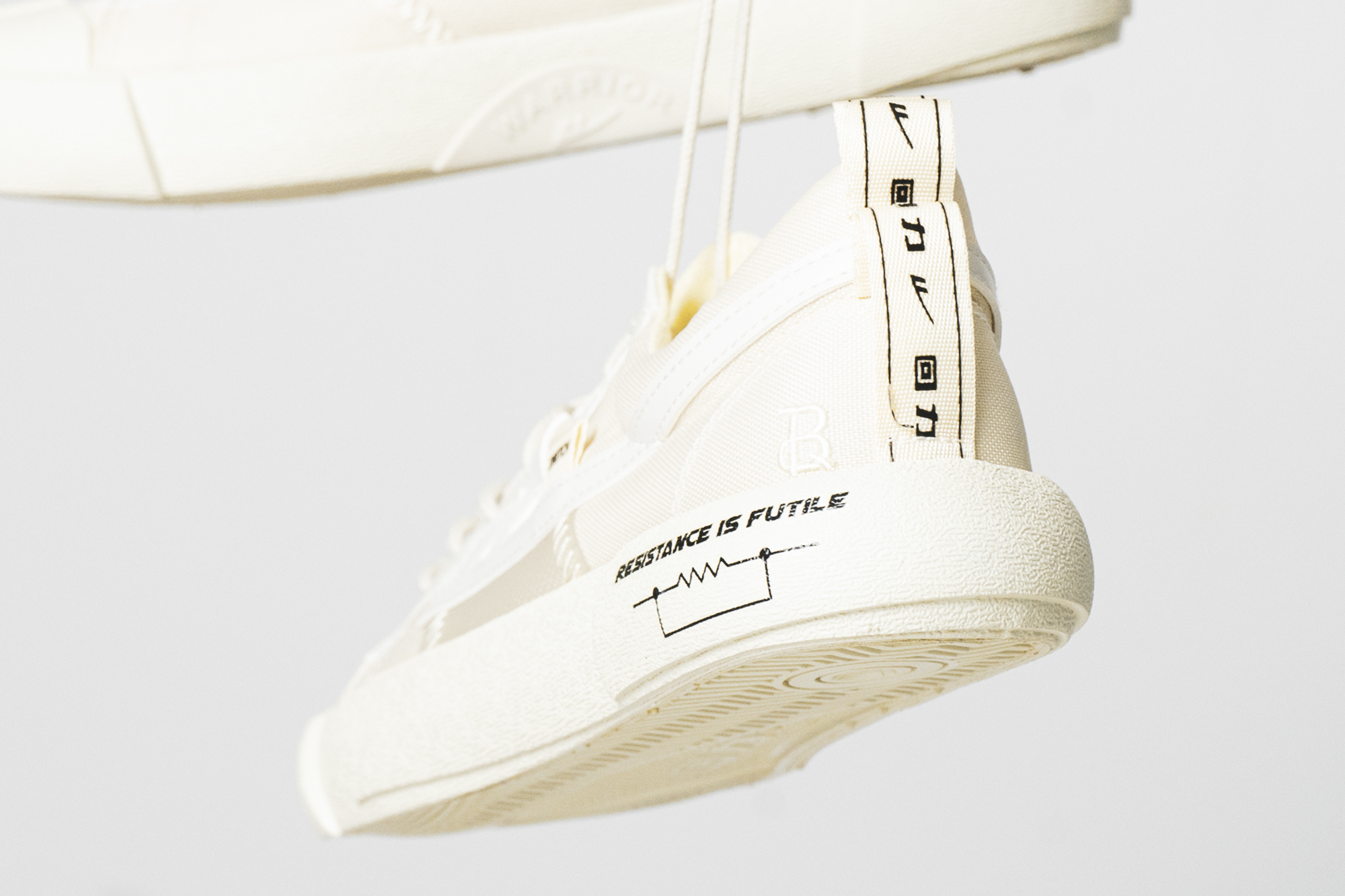 一双穿了5年的鞋,回力鞋强势回归舒适廉价又百搭